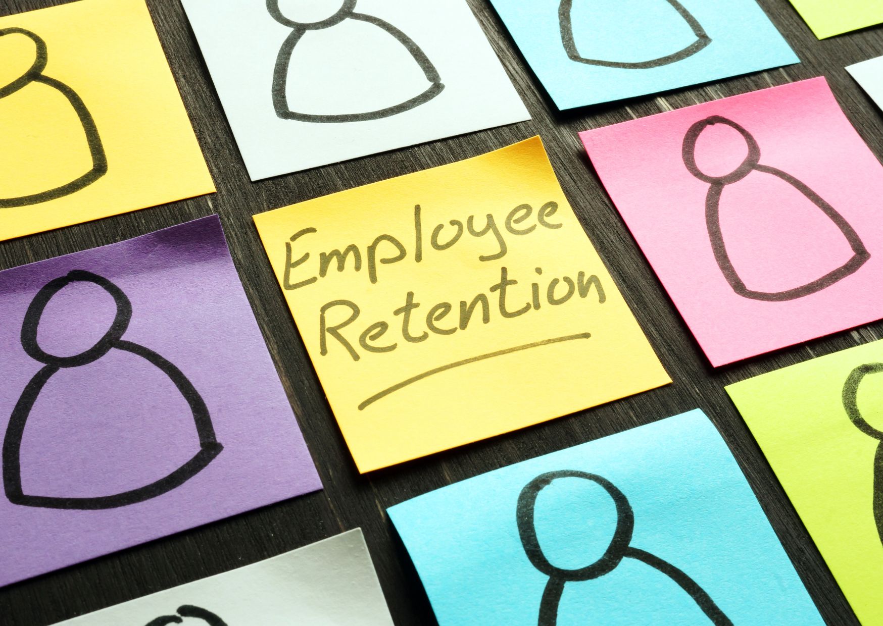 Employee-retention-written-on-a-post-it-note