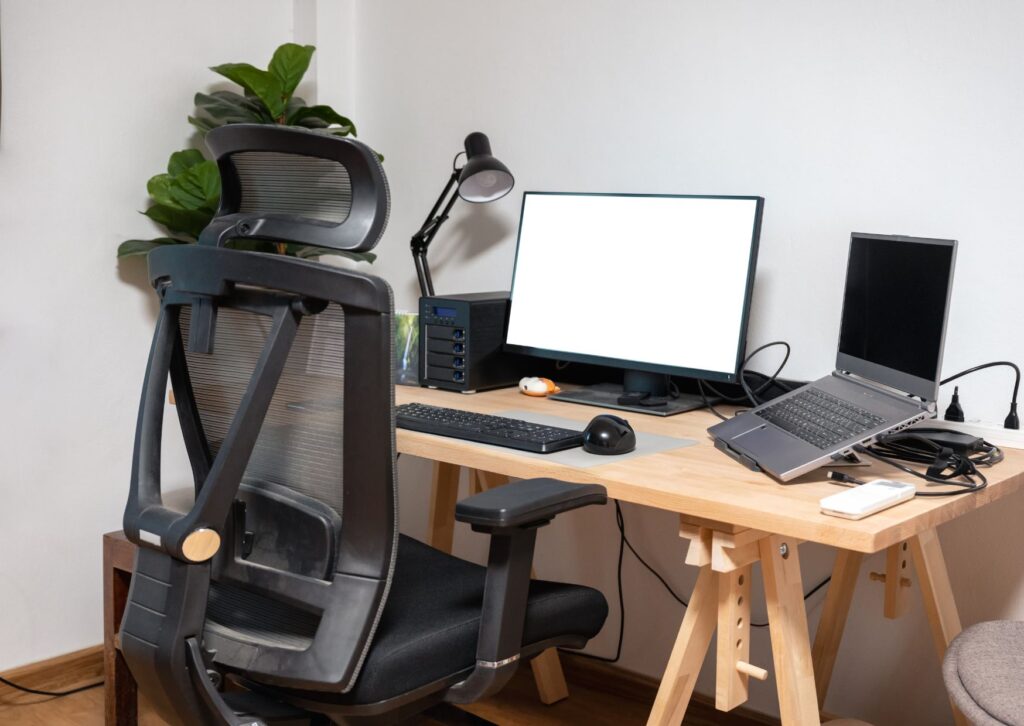 ergonomic-chair-and-equipment